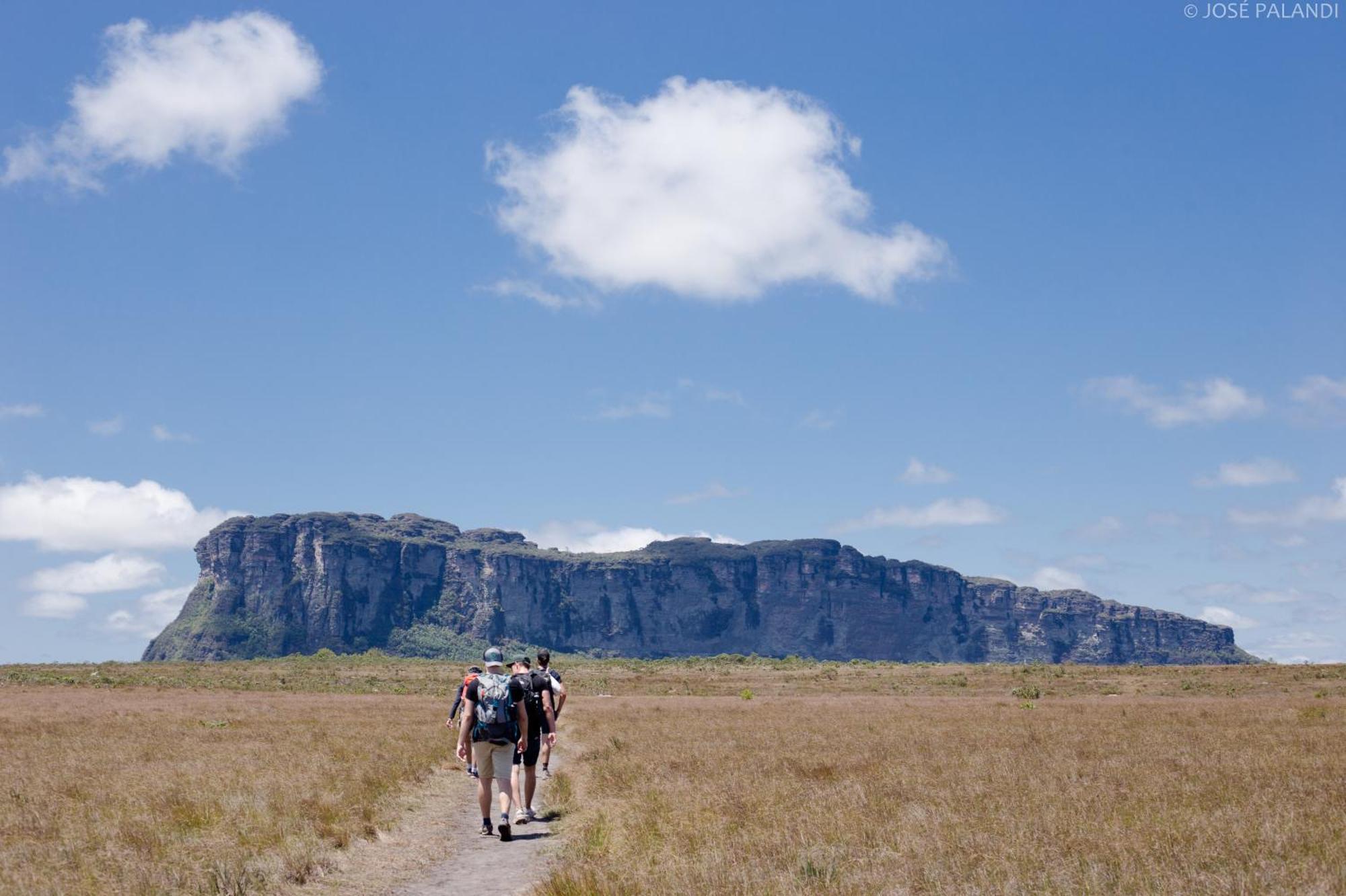 Chapada Backpackers Hostel Agencia Lencois Exterior photo